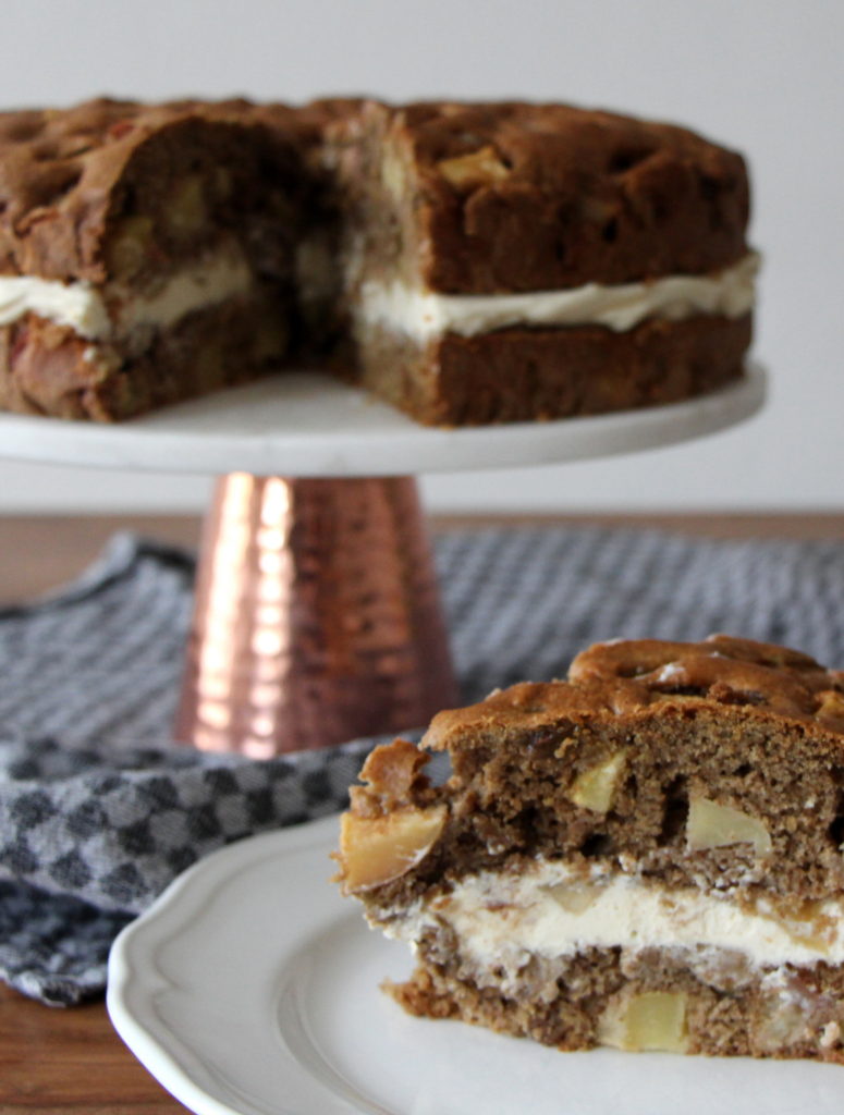 Wholegrain apple cake with mascarpone icing