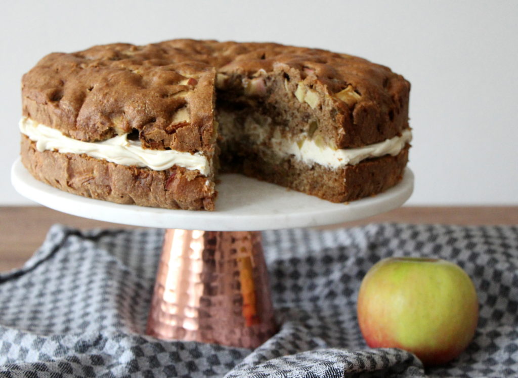 Wholegrain apple cake with mascarpone icing