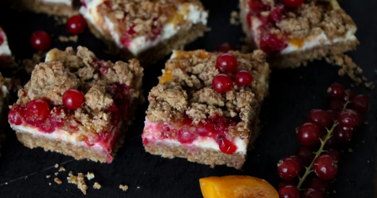 Red Currant and Apricot Crumble Cake