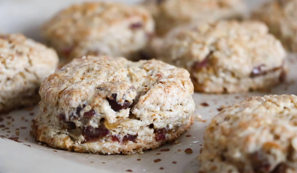 Oat and Date Scones