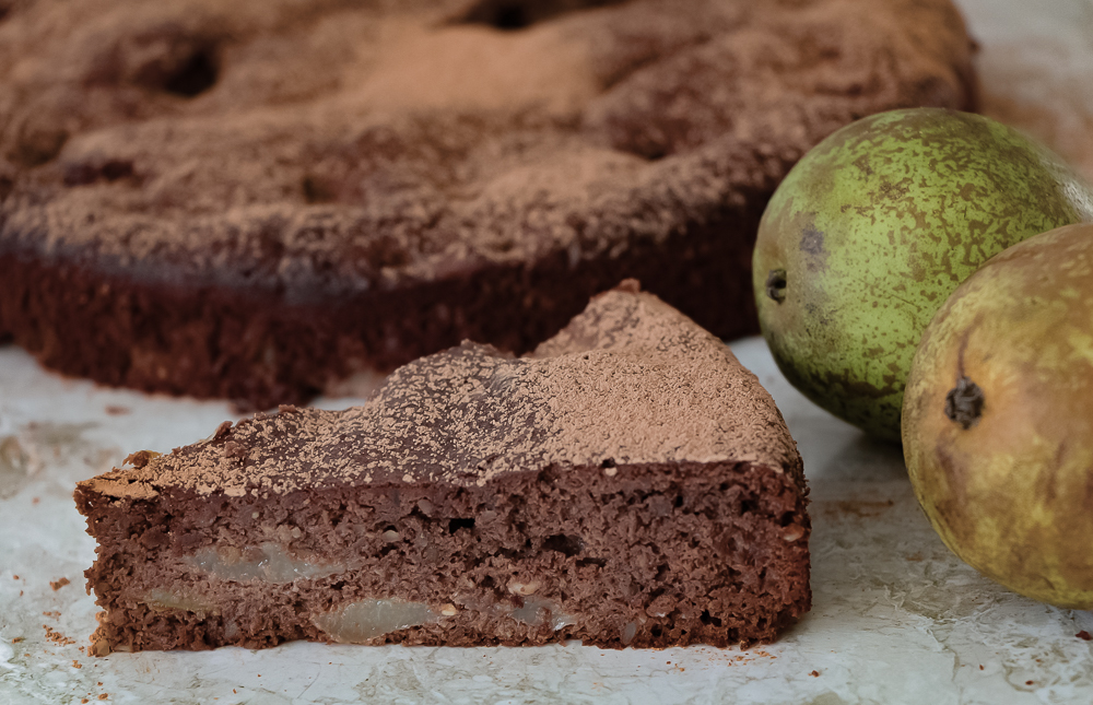 Glutenfreier Schokokuchen mit Birnen