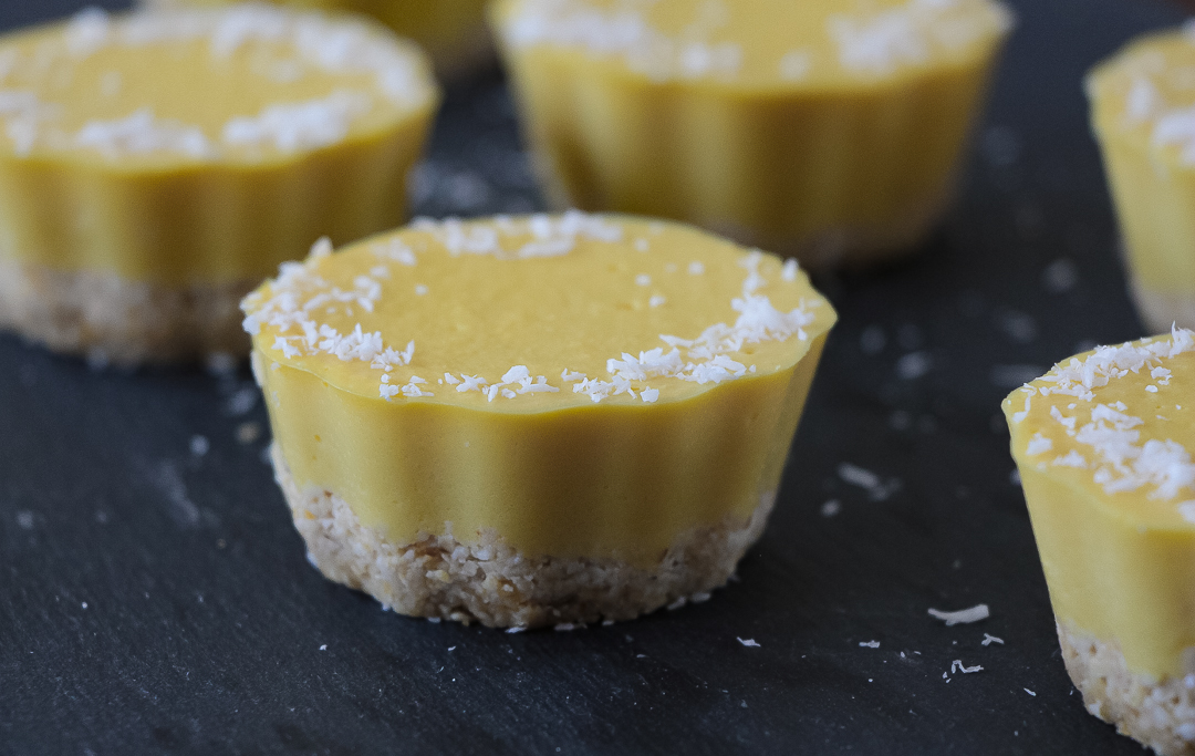 Mango-Kokos-Törtchen (vegan, zuckerfrei)