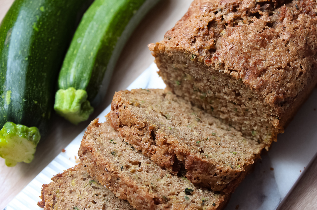 Einfacher Zucchinikuchen (Vollkorn)